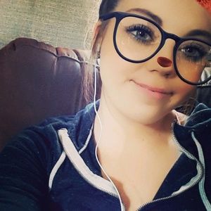 Meet your Posher, Brianna